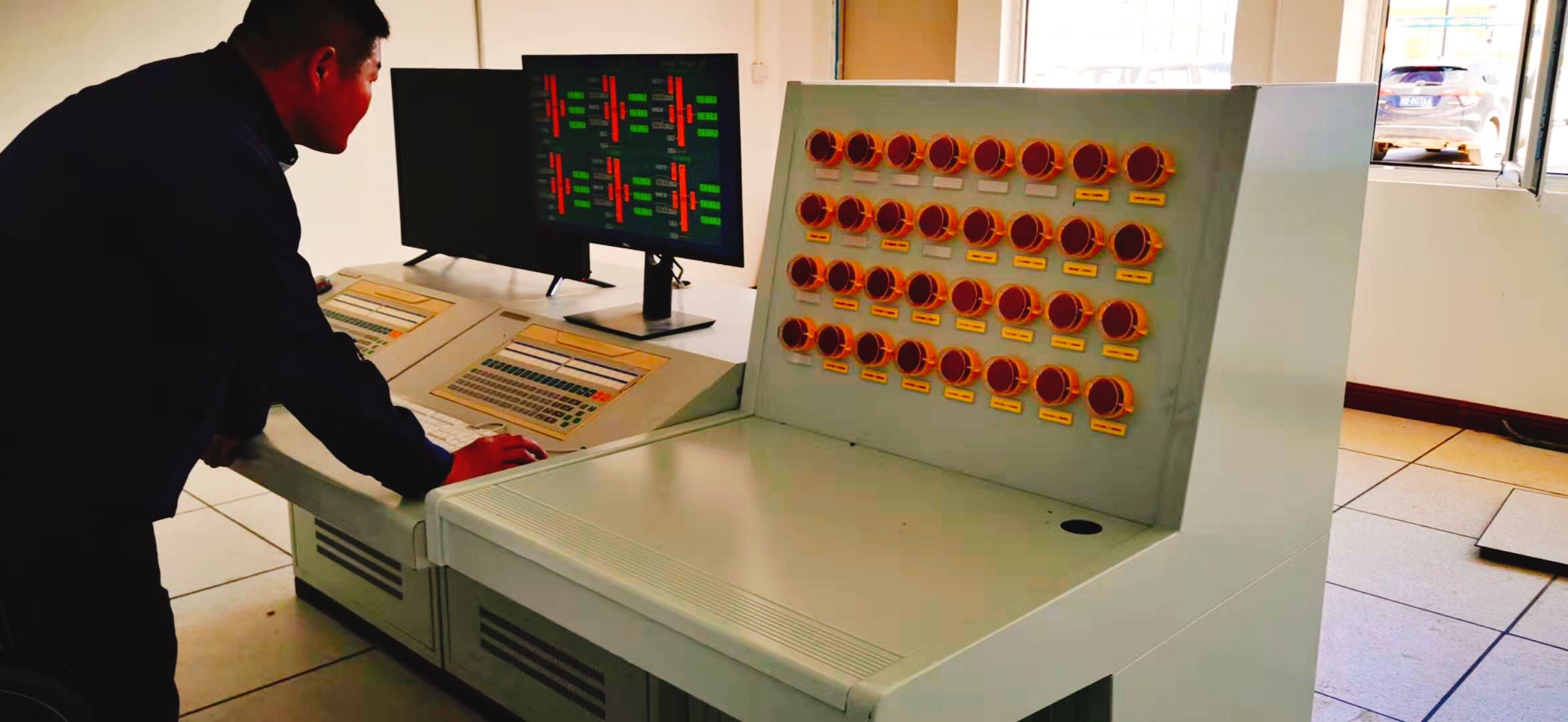 工業冷水機.jpg 工業冷水機.jpg